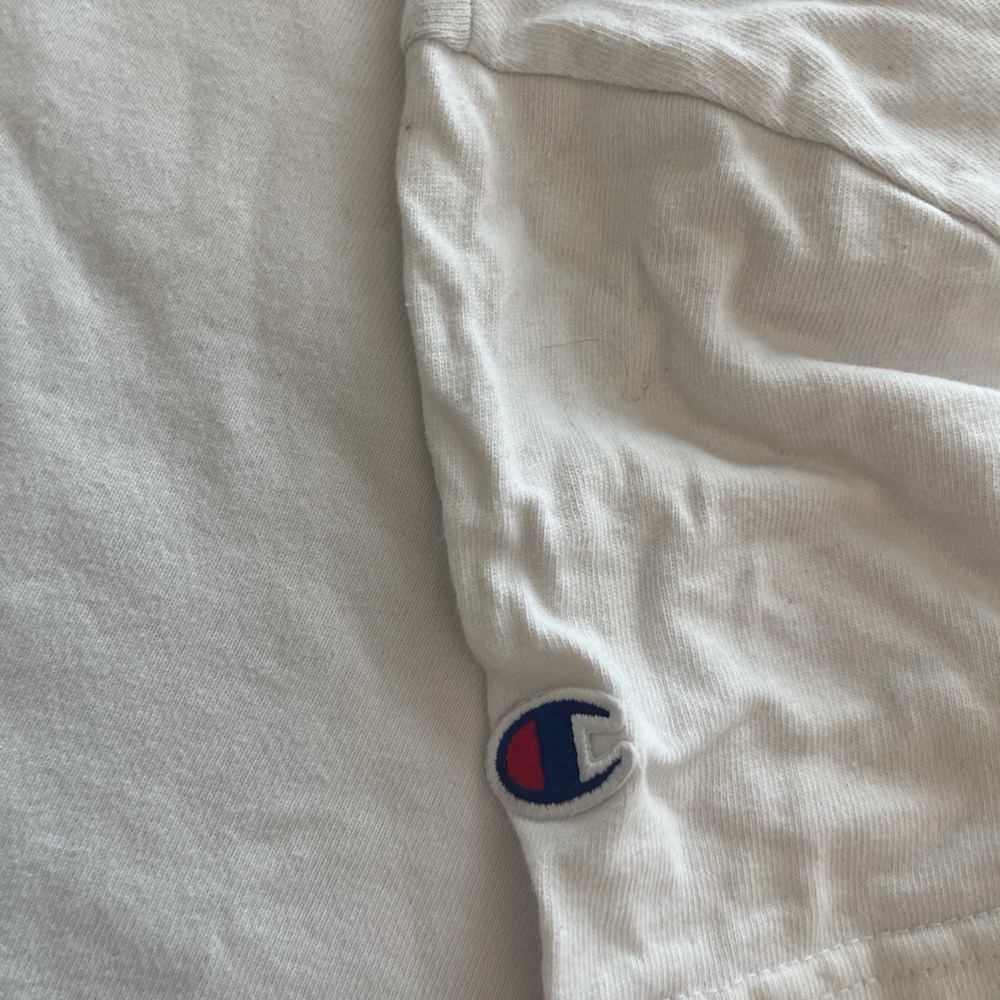 Basic Champion White Crop top - Picture 3 of 4